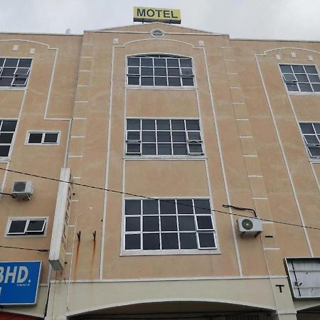 SPOT ON 89907 Motel Impian Seri Manjung Exterior foto