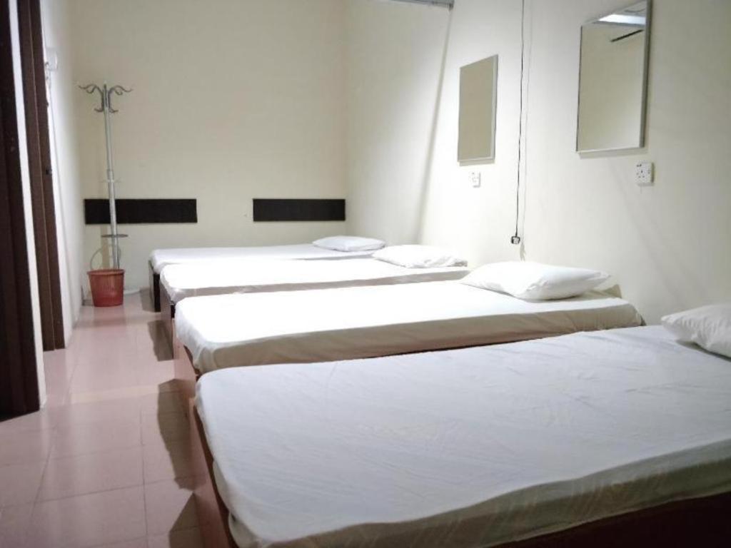 SPOT ON 89907 Motel Impian Seri Manjung Exterior foto