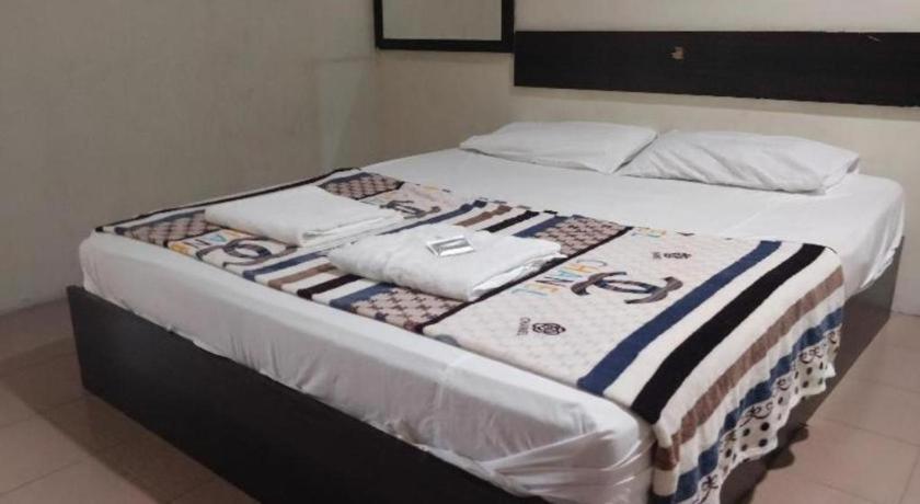 SPOT ON 89907 Motel Impian Seri Manjung Exterior foto